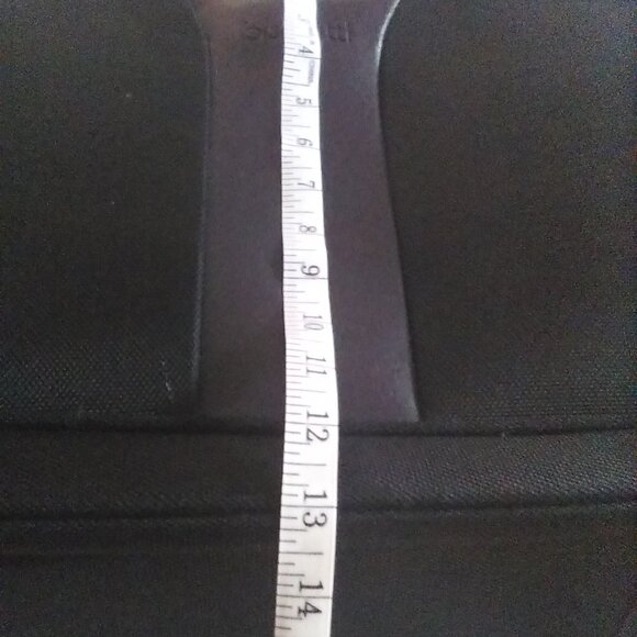 Bugatti Executive Carrying Case (Briefcase) for 17'' Notebook - Black - Picture 5 of 5